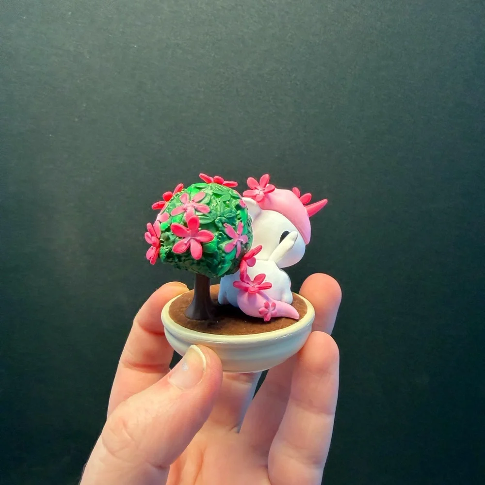 Tokidoki Cherry blossom unicorno figurine